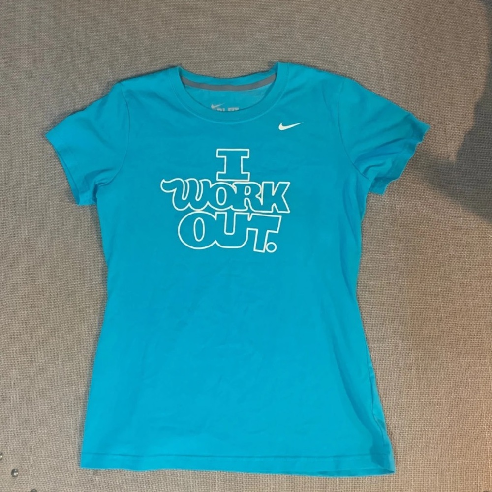 Womens nike short sleeve